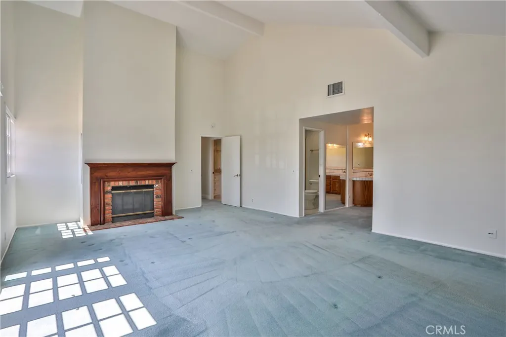 2009 VINEWOOD Street