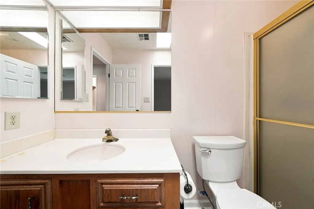 840 E Foothill #205
