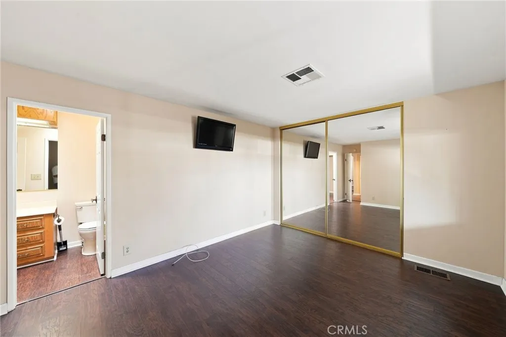 840 E Foothill #205