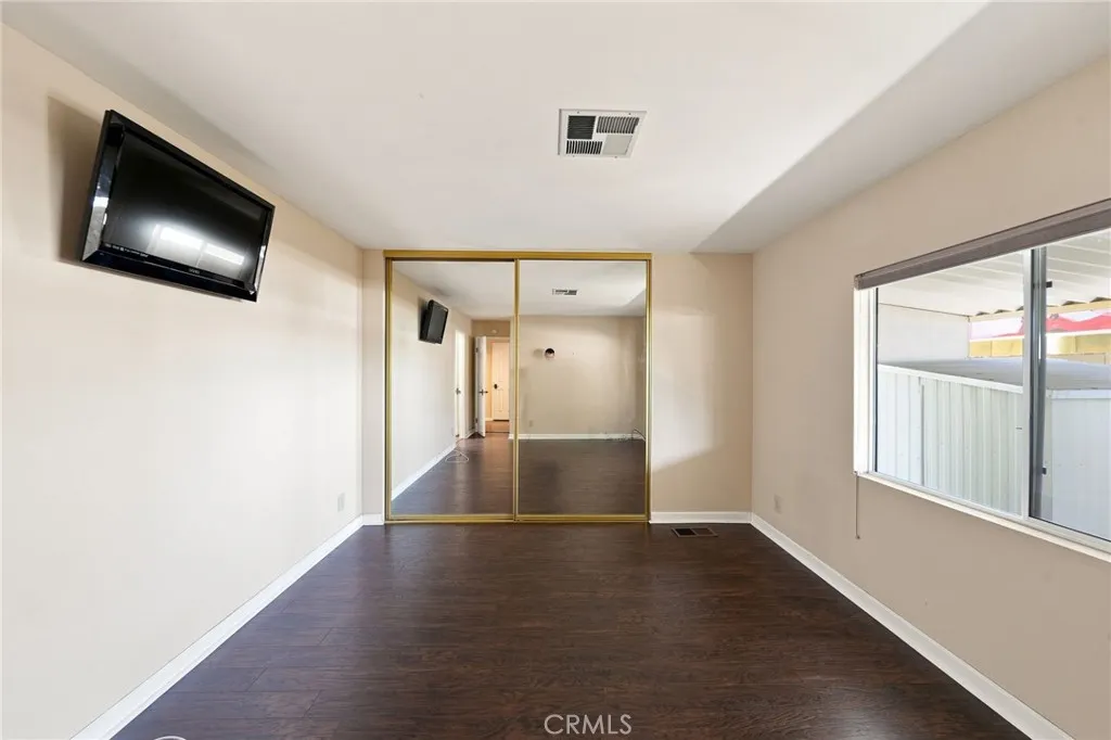 840 E Foothill #205