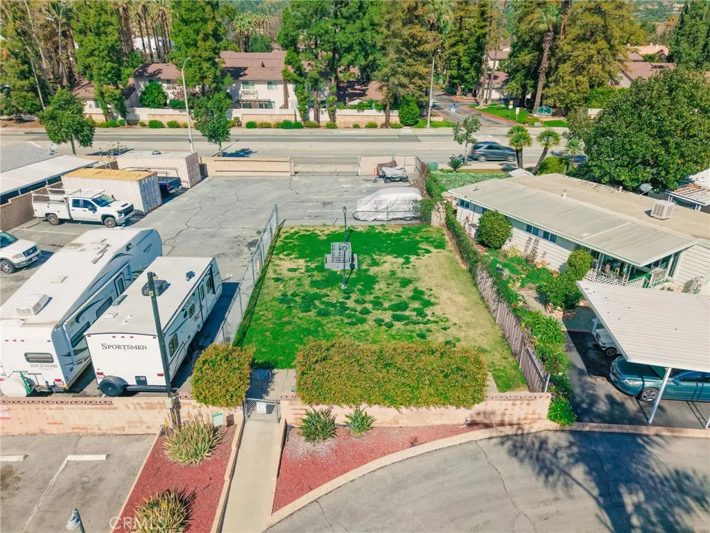 840 E Foothill #205