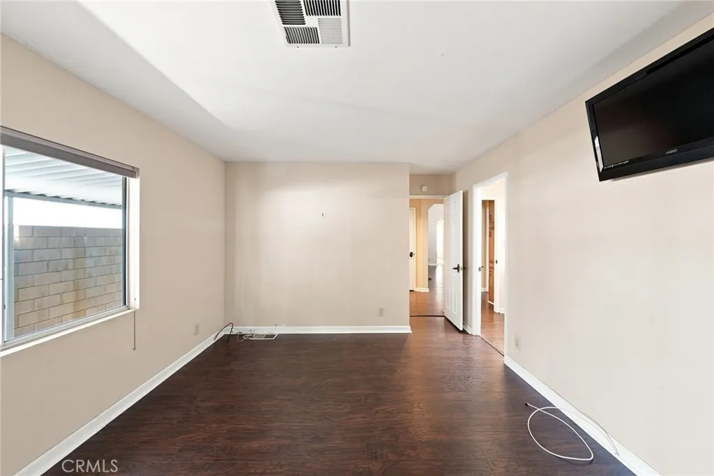 840 E Foothill #205