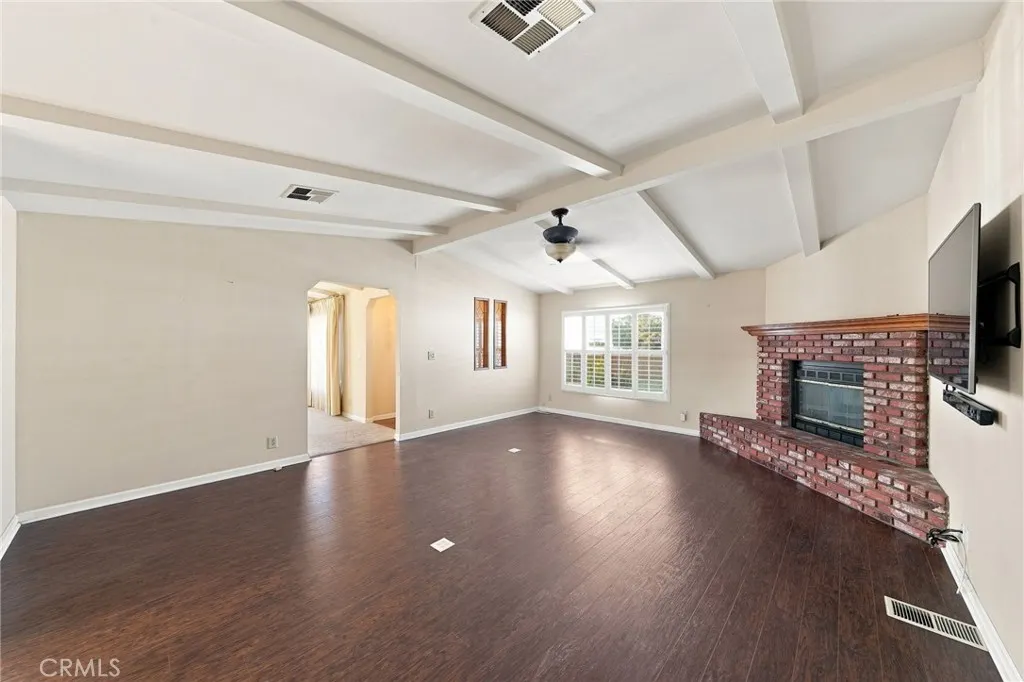 840 E Foothill #205