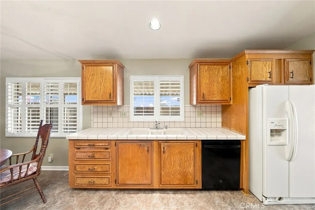 840 E Foothill #205