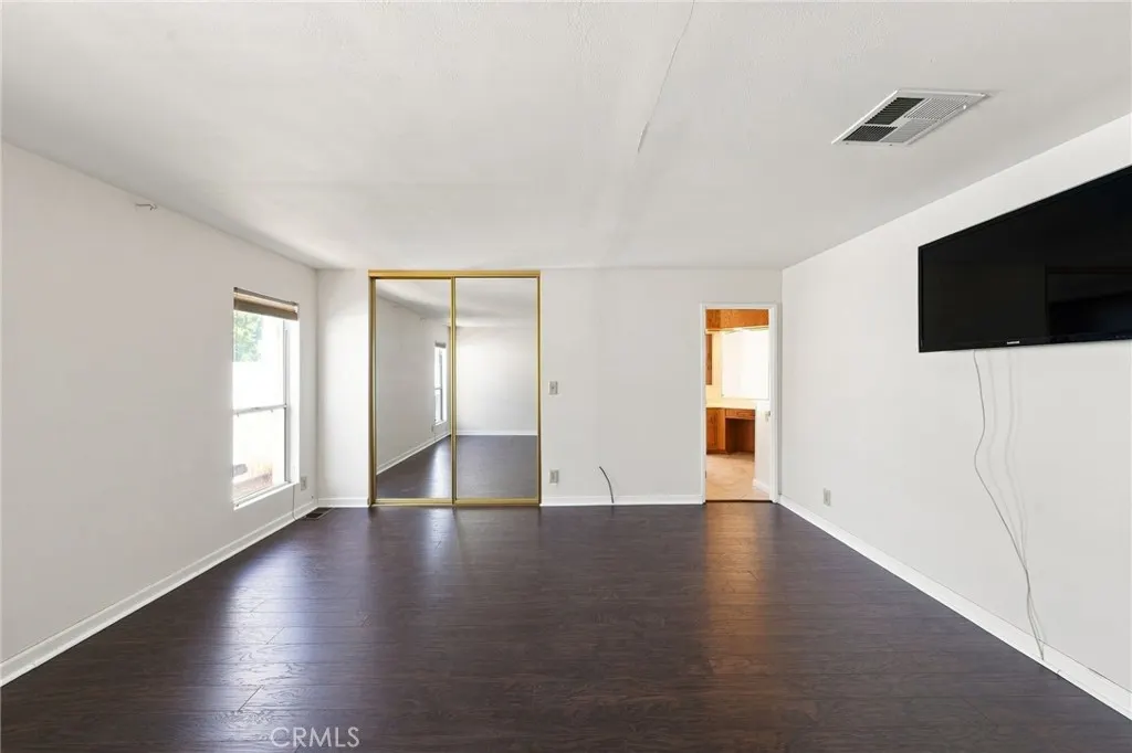 840 E Foothill #205