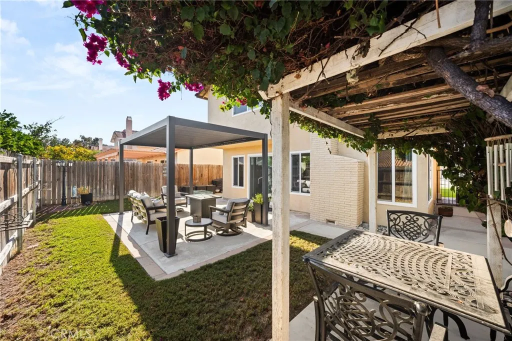 3932 Salt Creek Way