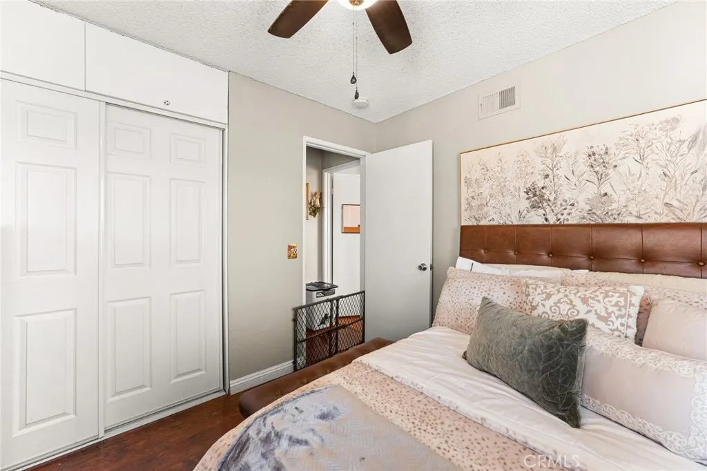 3932 Salt Creek Way