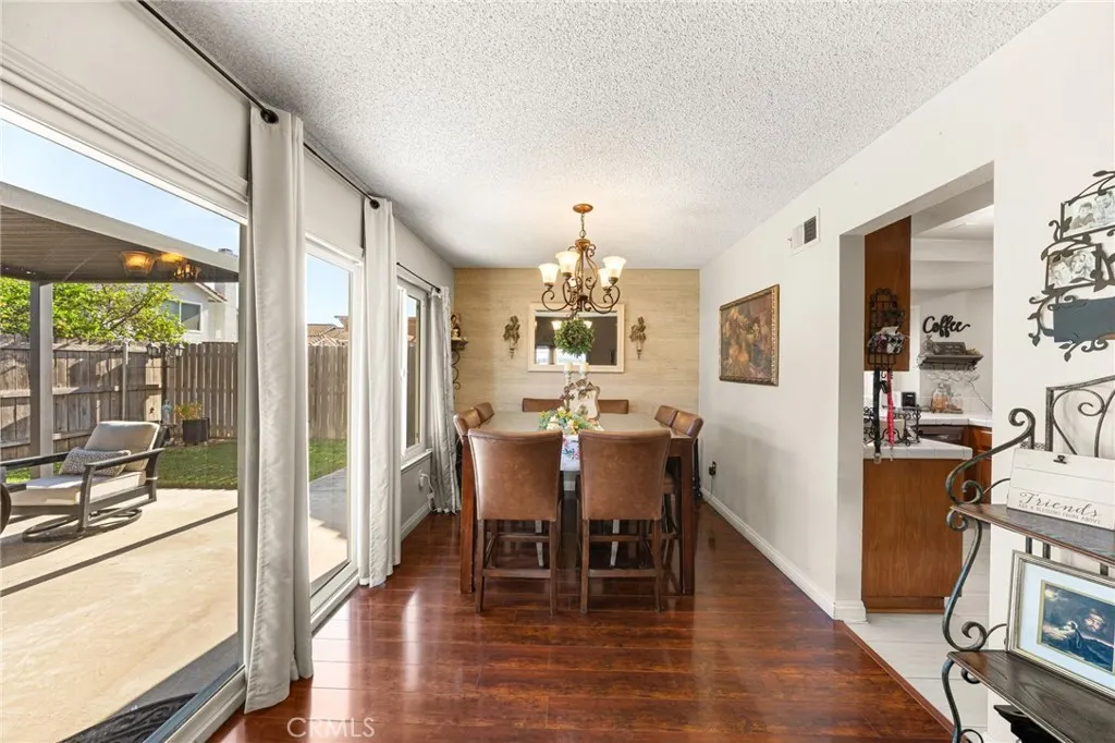 3932 Salt Creek Way