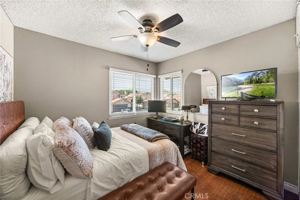3932 Salt Creek Way