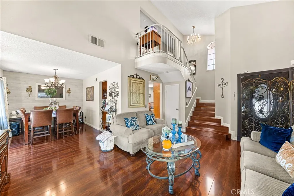 3932 Salt Creek Way