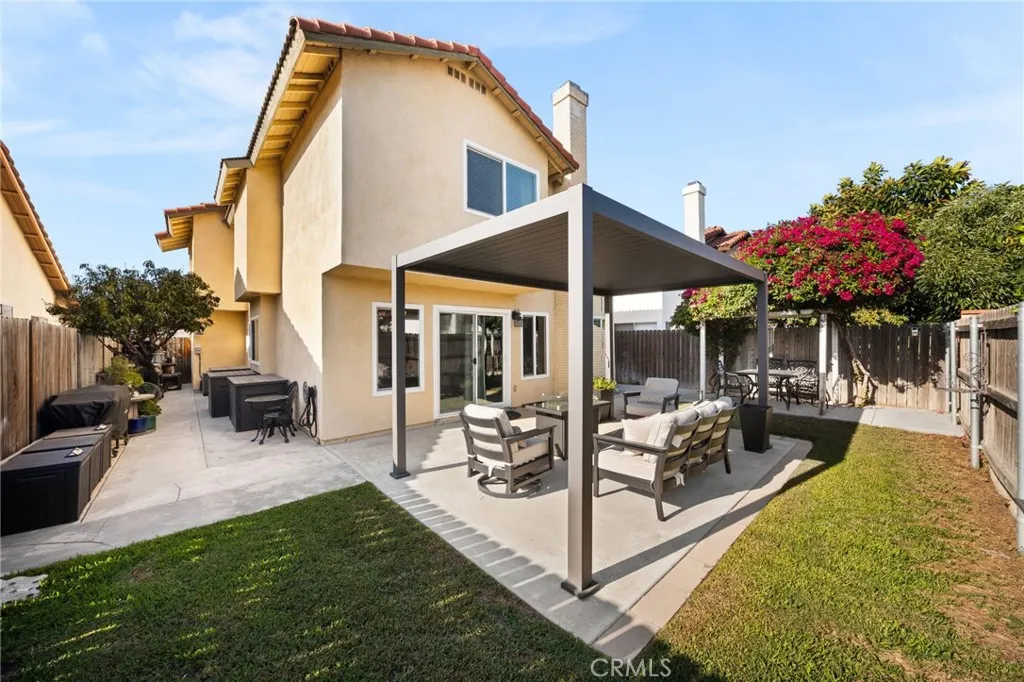 3932 Salt Creek Way