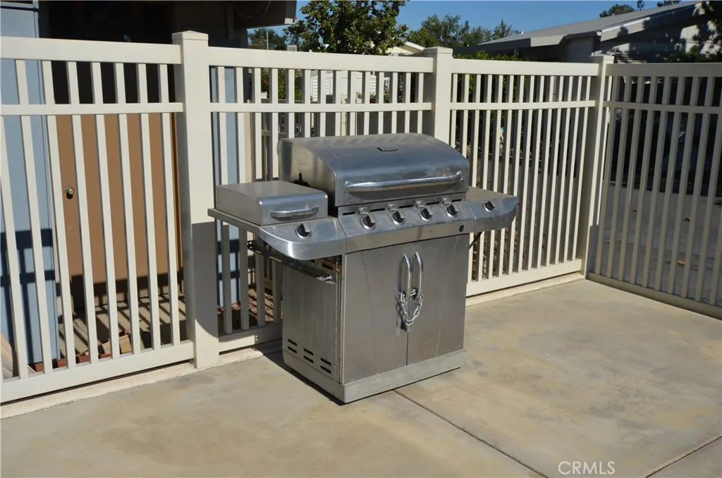 840 Foothill Boulevard E #182