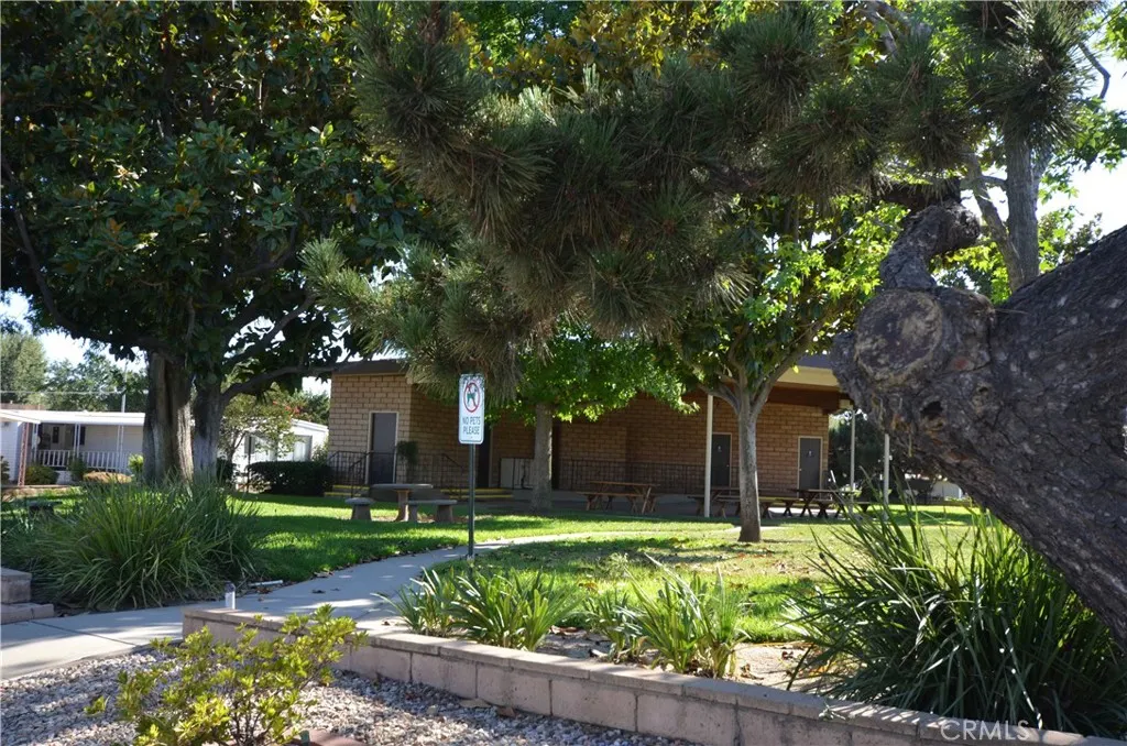 840 Foothill Boulevard E #182