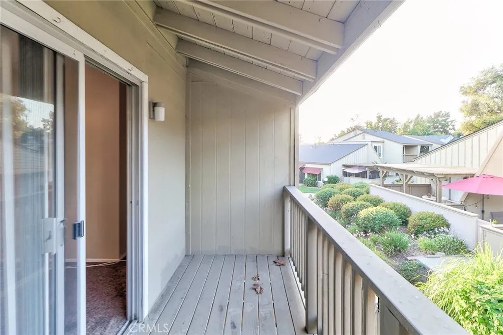 1375 Cypress