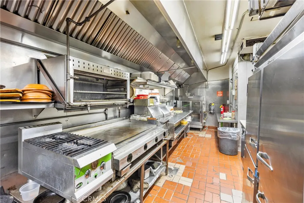 600 E Foothill Boulevard