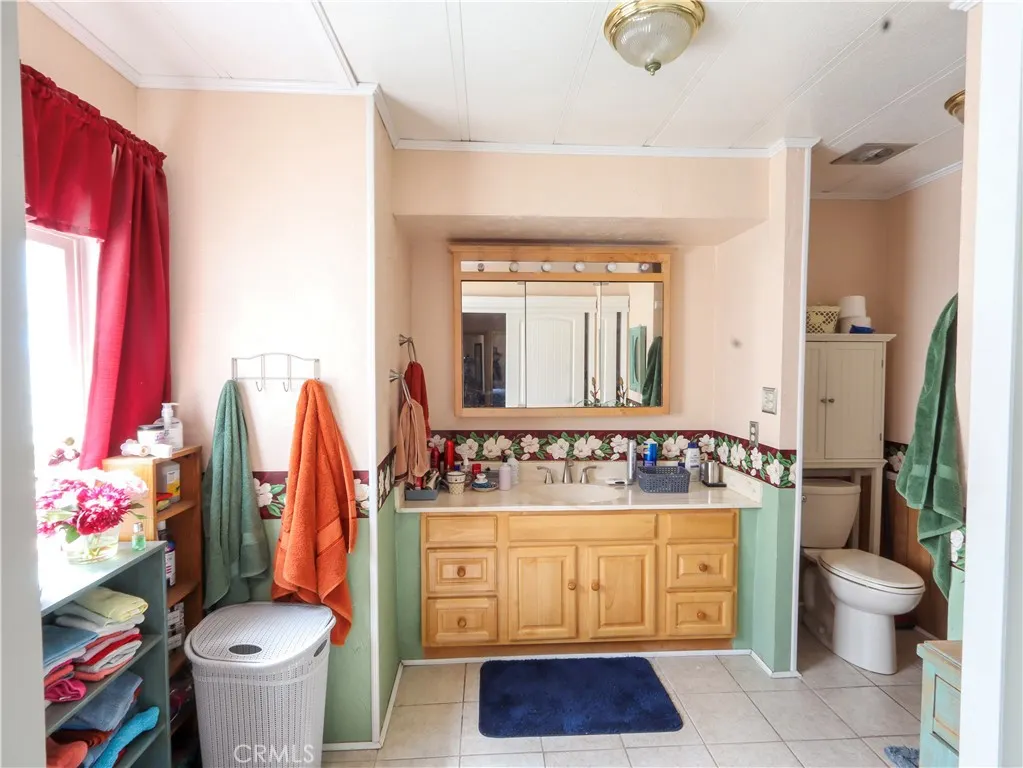 1456 E Philadelphia Drive #65