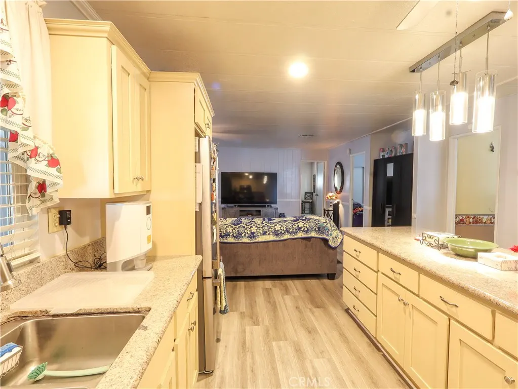1456 E Philadelphia Drive #65