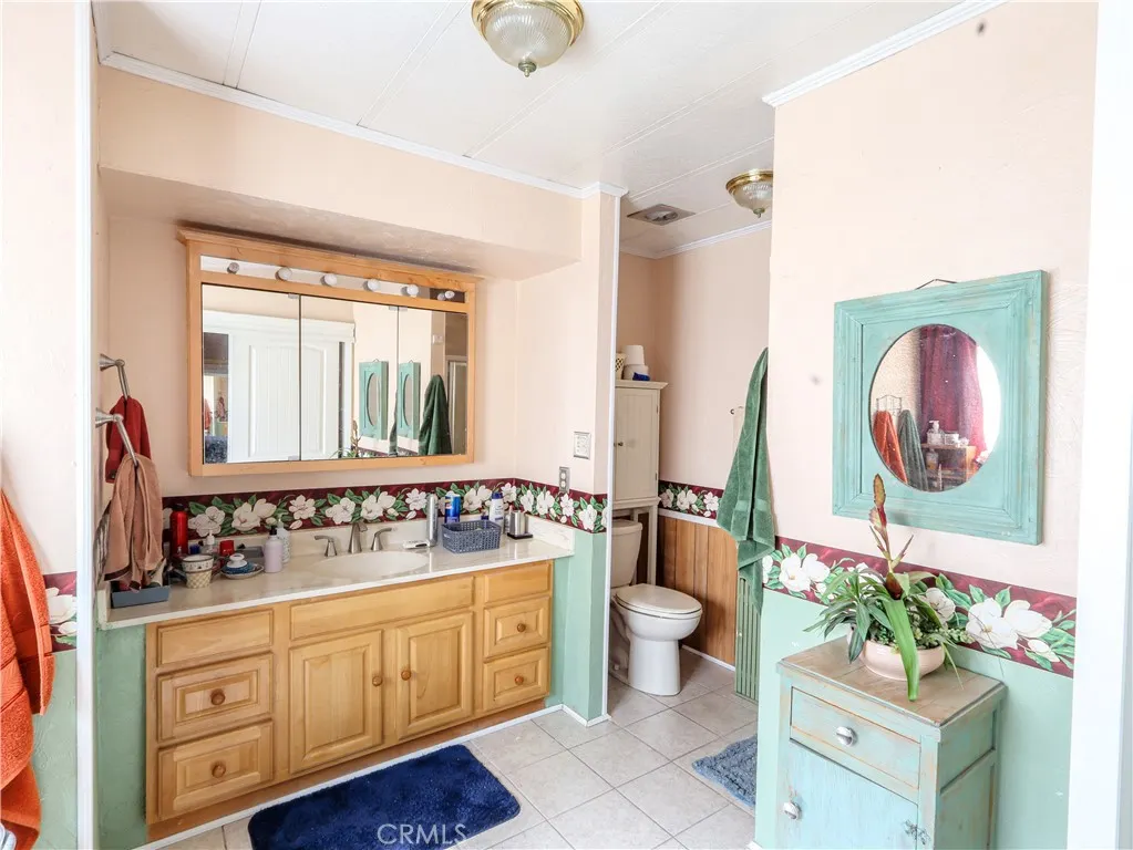 1456 E Philadelphia Drive #65