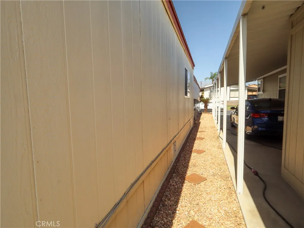 1456 E Philadelphia Drive #65