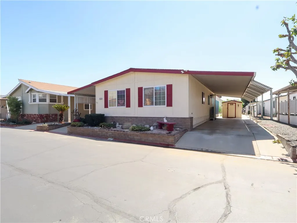 1456 E Philadelphia Drive #65