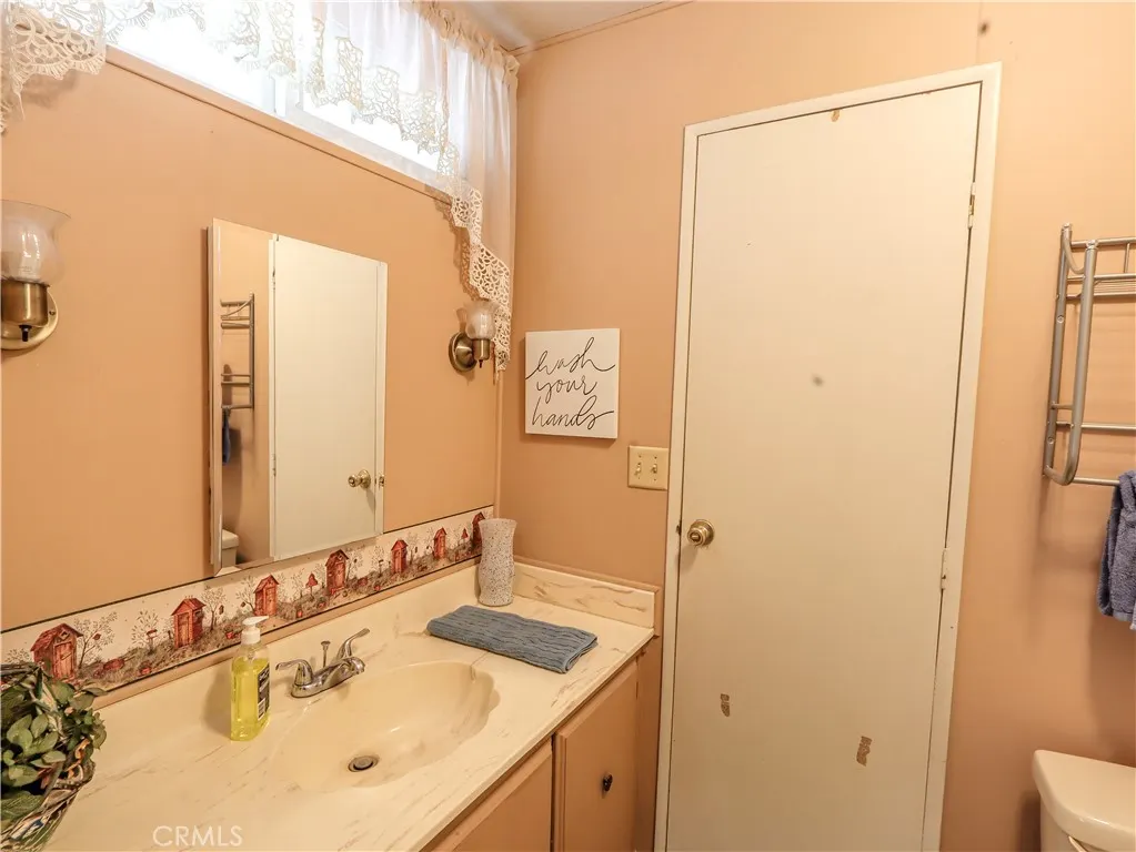 1456 E Philadelphia Drive #65