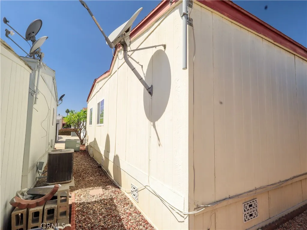 1456 E Philadelphia Drive #65