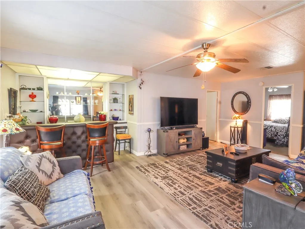 1456 E Philadelphia Drive #65