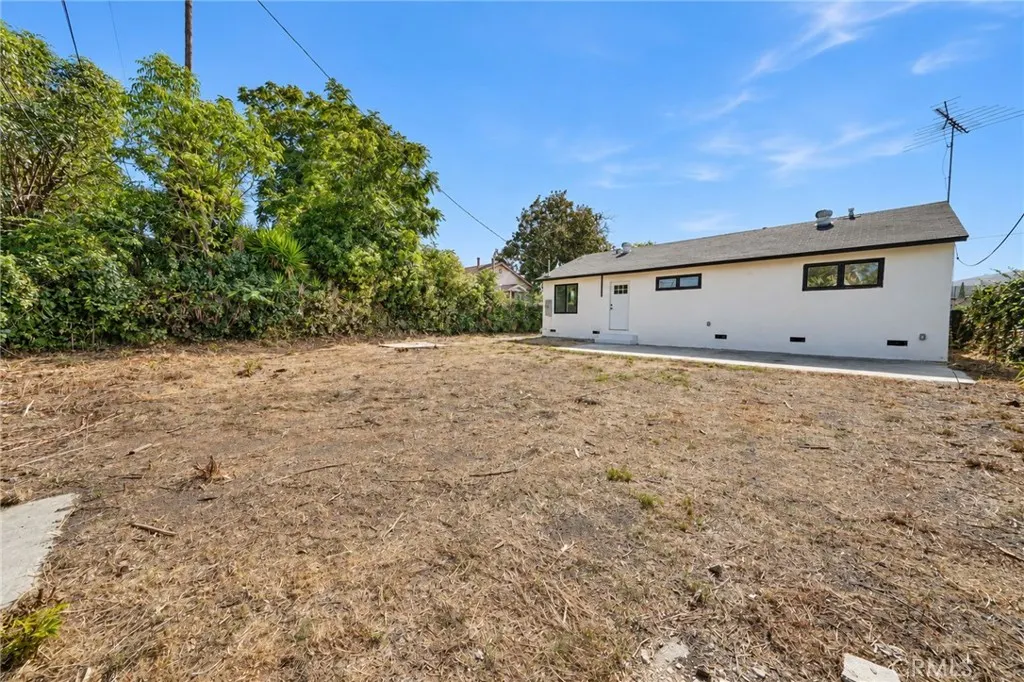 2485 Kellogg Park