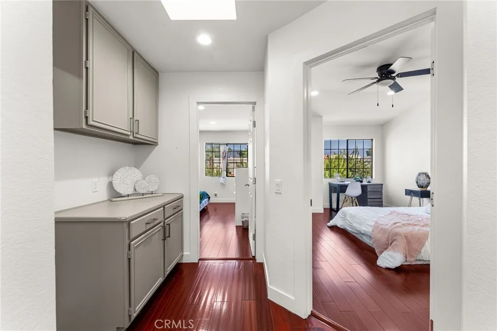 4900 N Grand Avenue #306