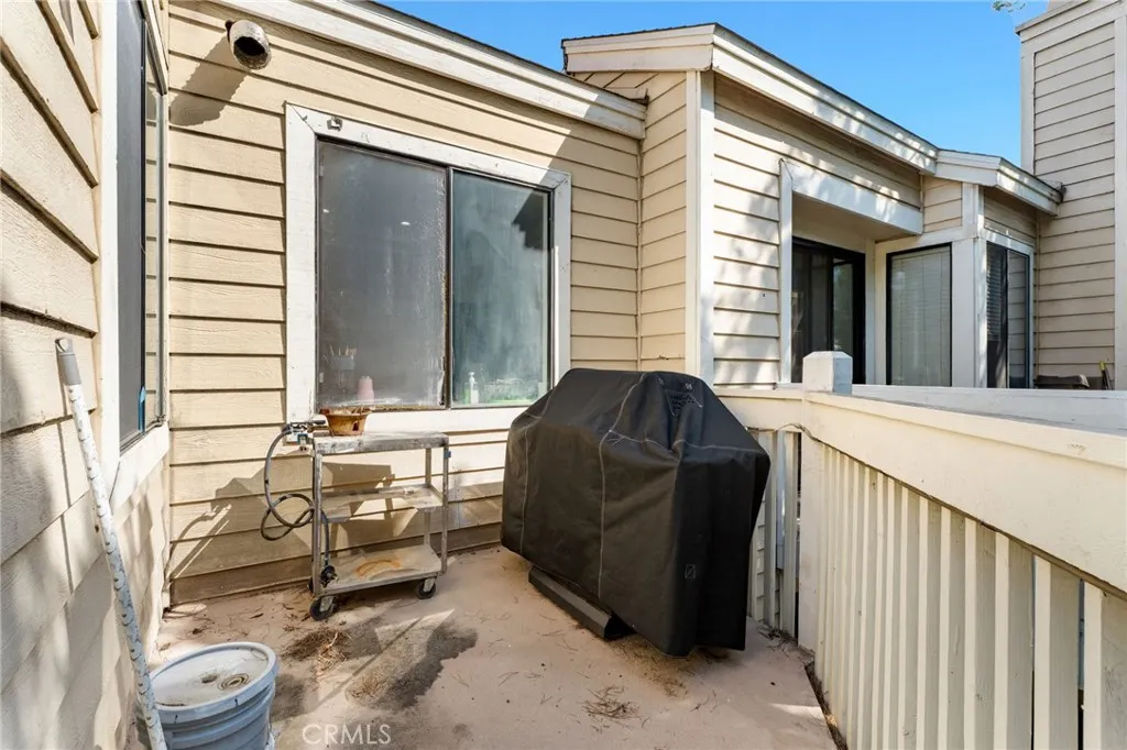 4900 N Grand Avenue #306