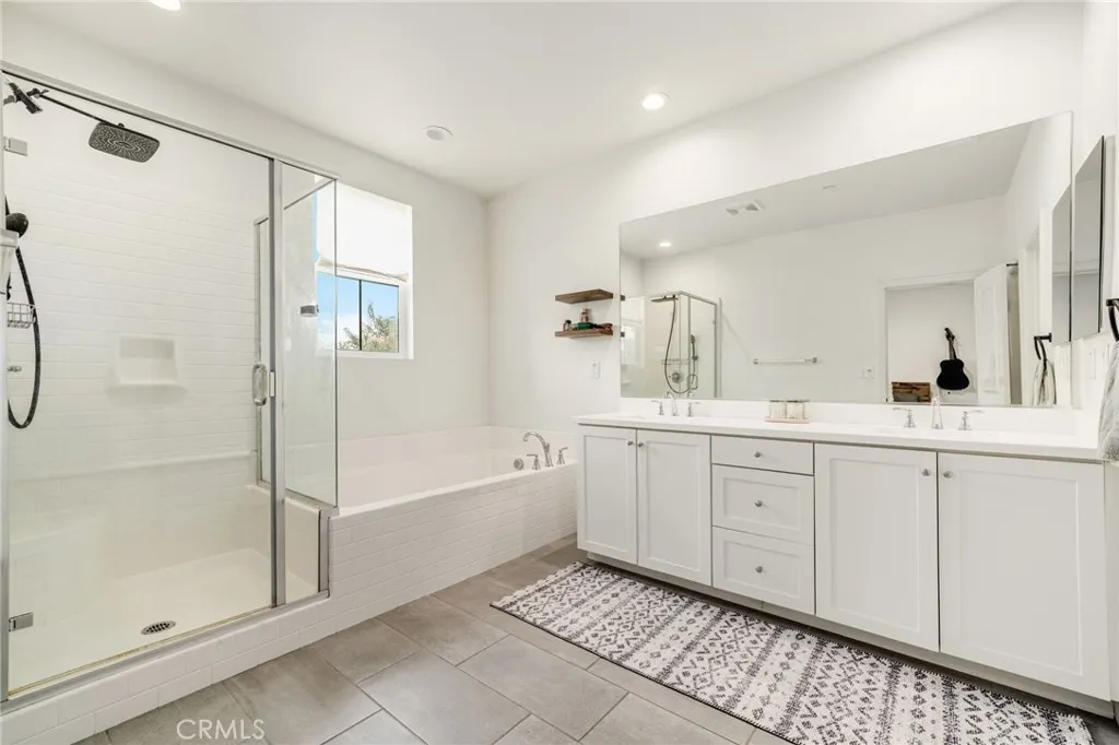 3880 S Oasis Paseo #21