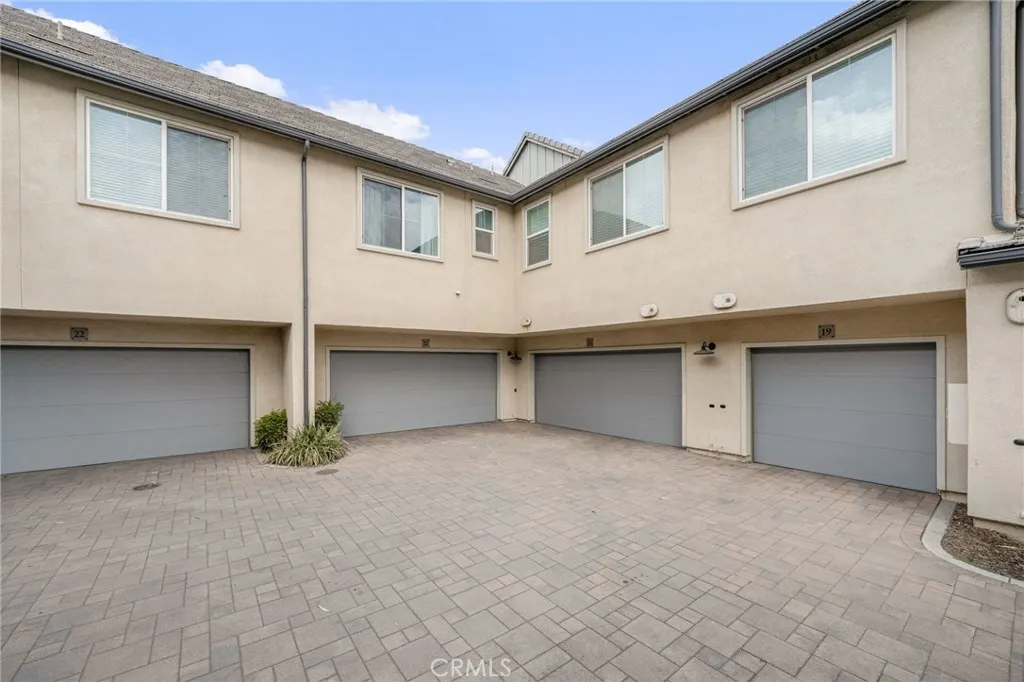 3880 S Oasis Paseo #21