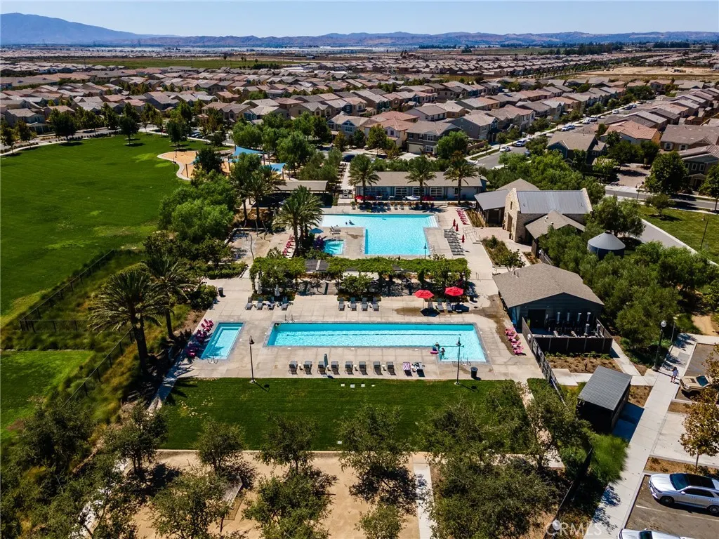 3880 S Oasis Paseo #21