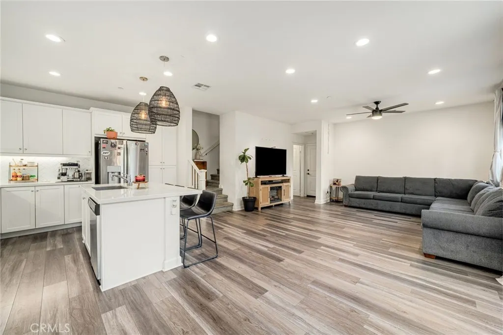 3880 S Oasis Paseo #21
