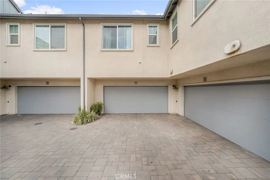 3880 S Oasis Paseo #21