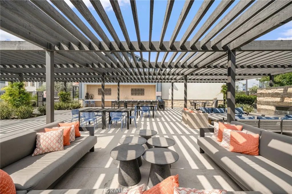 3880 S Oasis Paseo #21