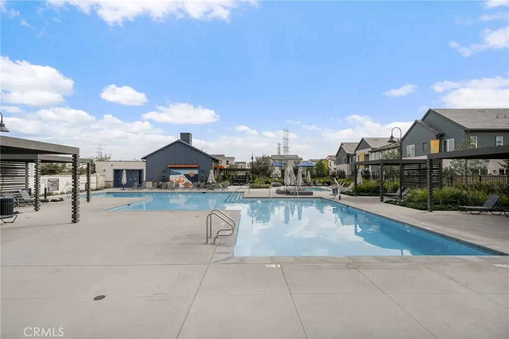 3880 S Oasis Paseo #21