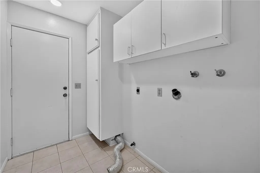1431 Paseo Olivos