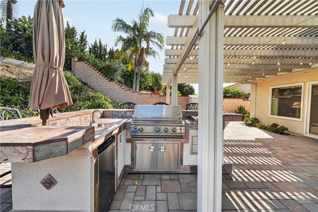 1431 Paseo Olivos