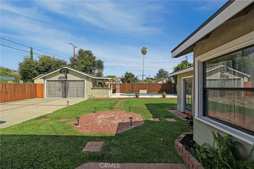 352 N Westridge Avenue