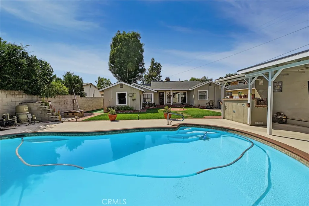 352 N Westridge Avenue