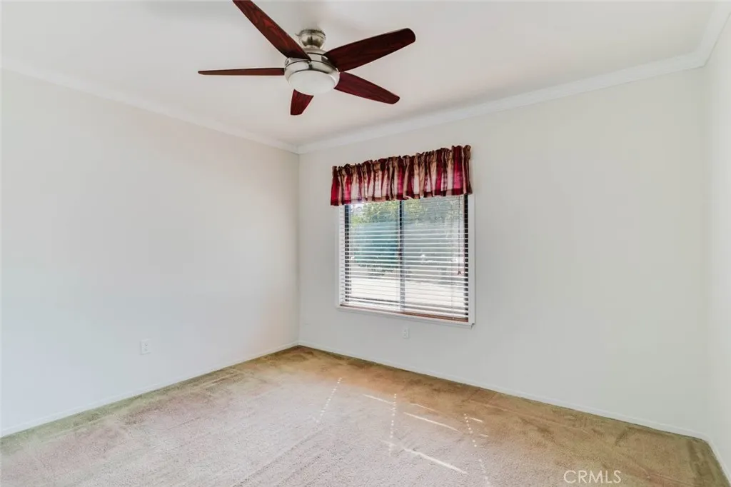 702 Knollwood Lane