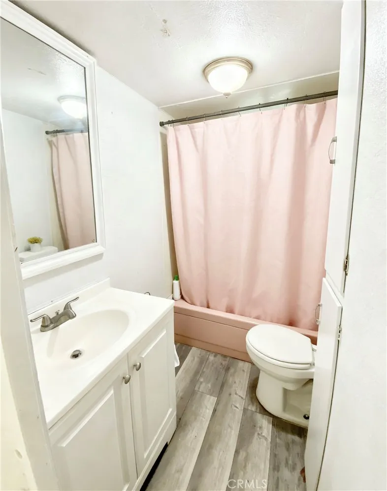 1512 E 5th Street #70