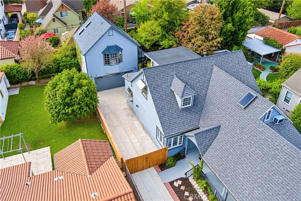 270 Garfield Avenue