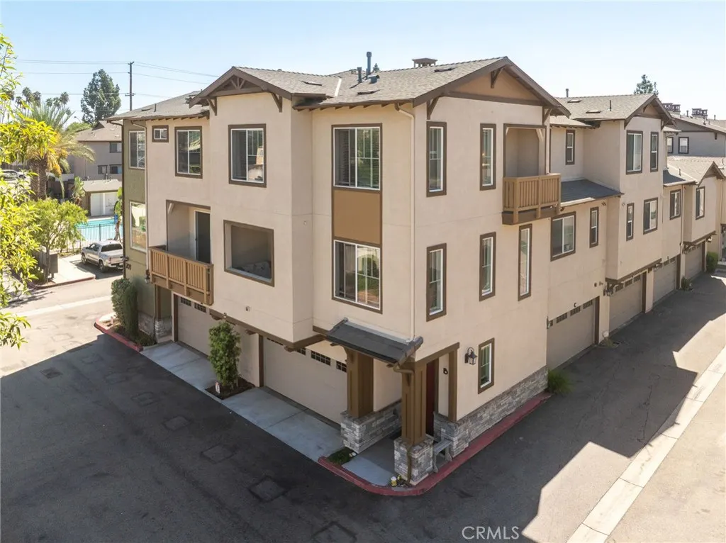 709 S Azusa Avenue #B