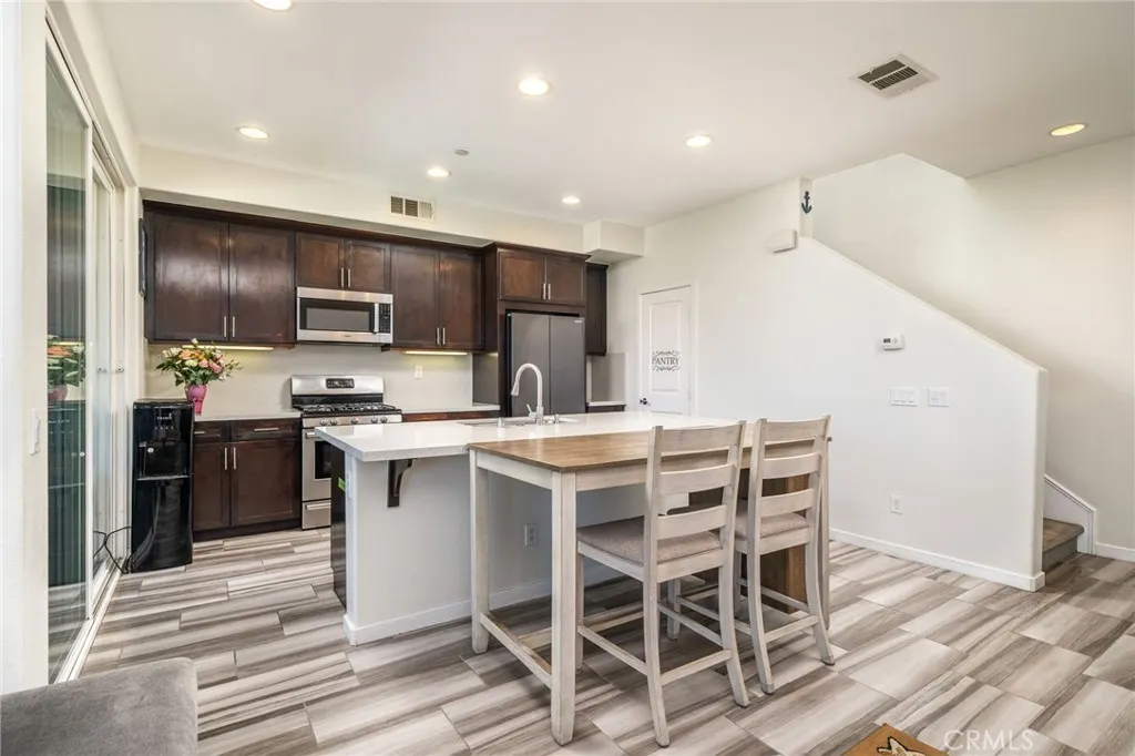 709 S Azusa Avenue #B