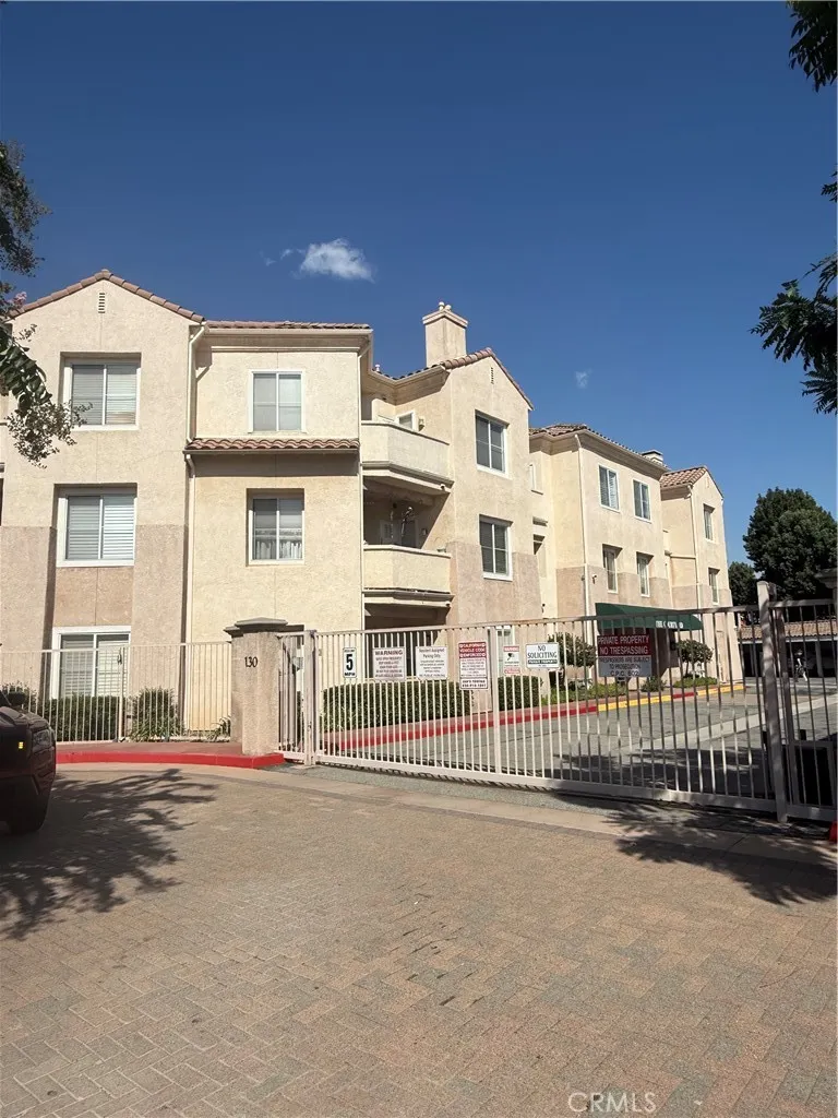 130 S Barranca #314