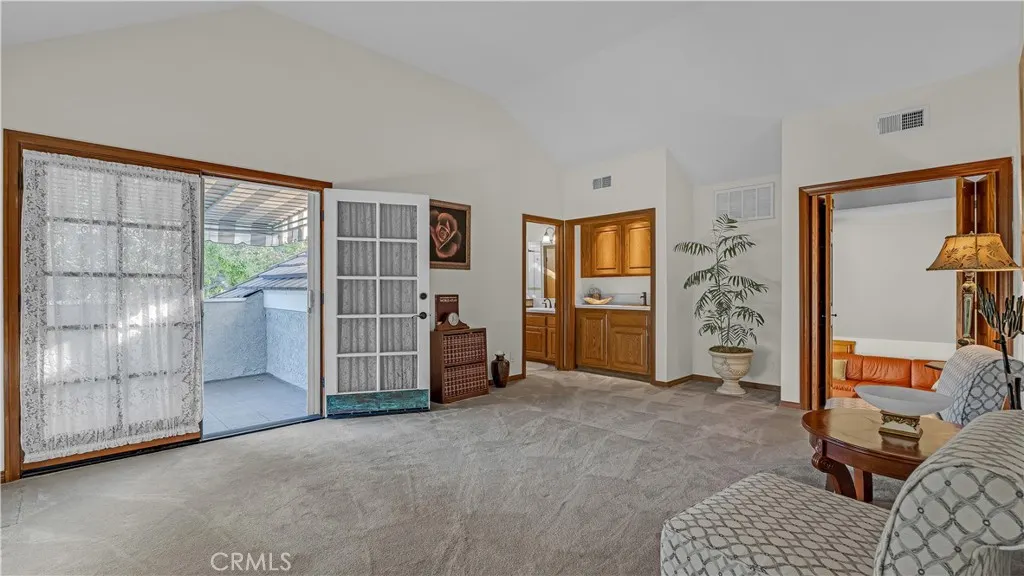 2162 Cumberland