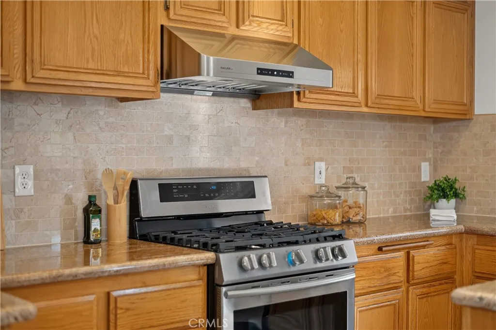 580 E Hazeltine
