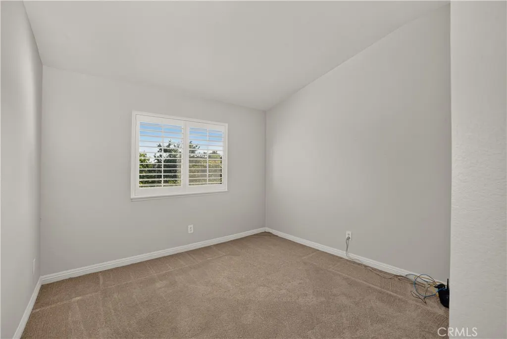 580 E Hazeltine